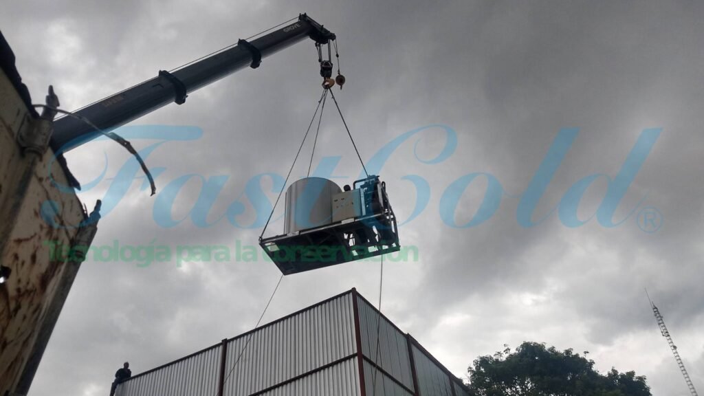 Maniobras de maquina de hielo en escama